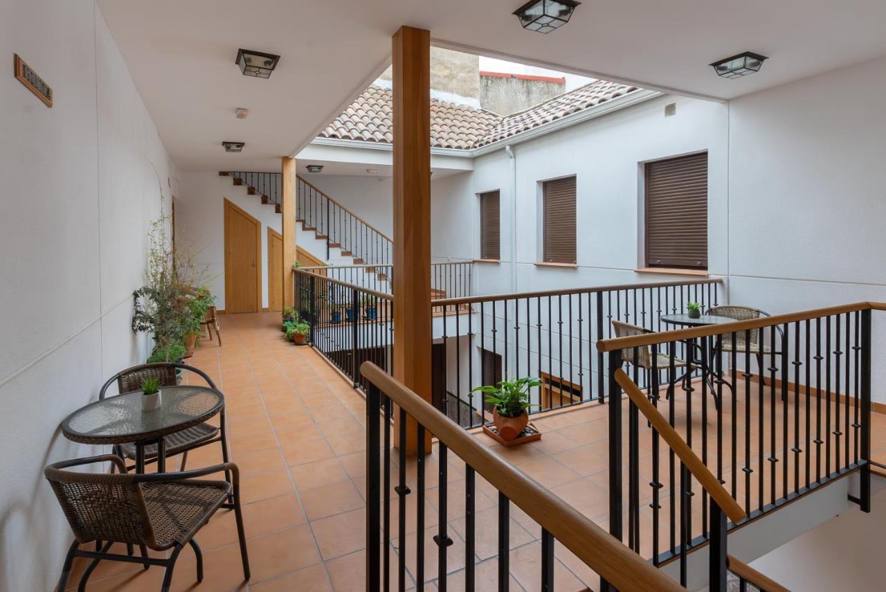 Apartamento Puerta De Cordoba- Exterior Con Balcones المظهر الخارجي الصورة