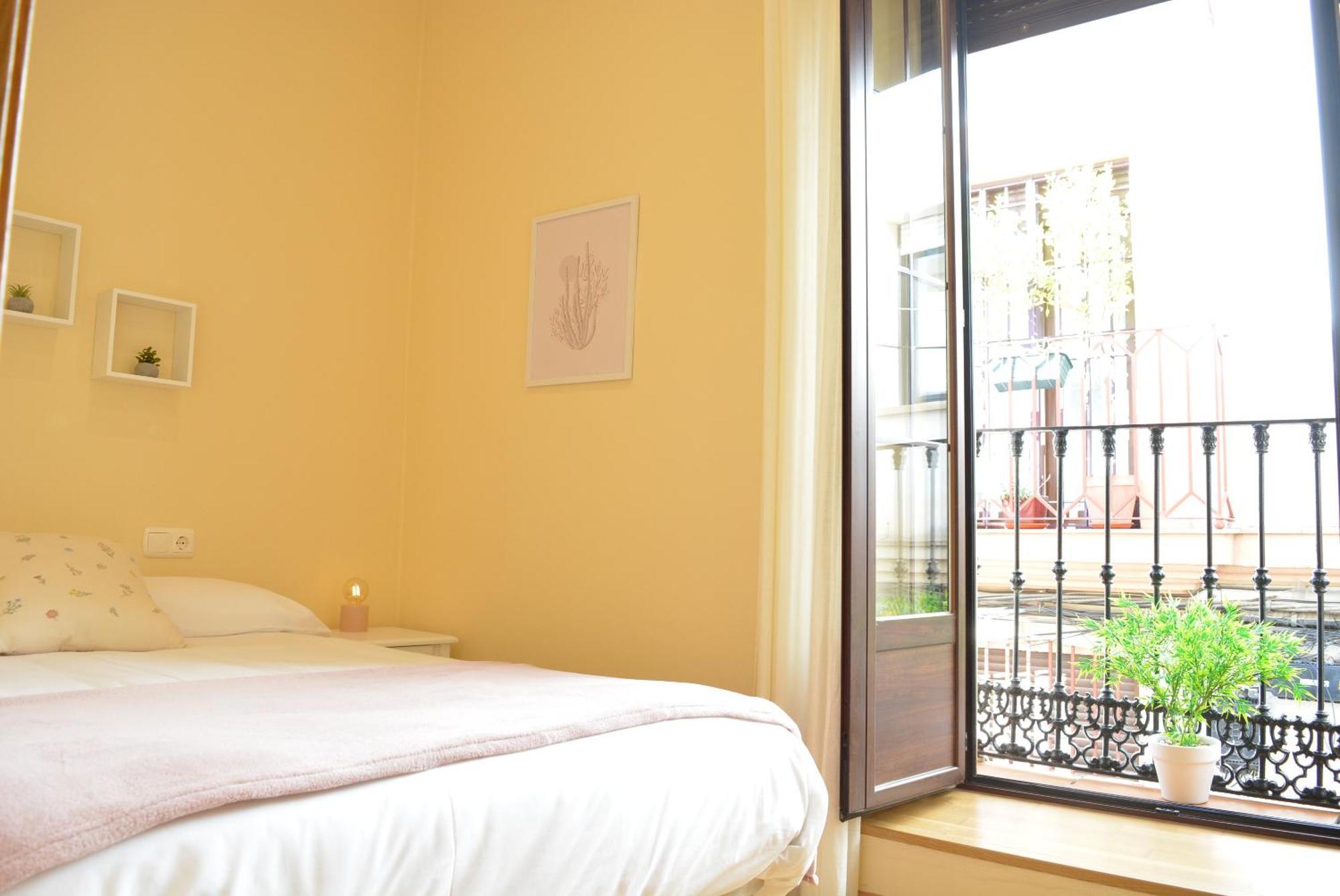 Apartamento Puerta De Cordoba- Exterior Con Balcones المظهر الخارجي الصورة