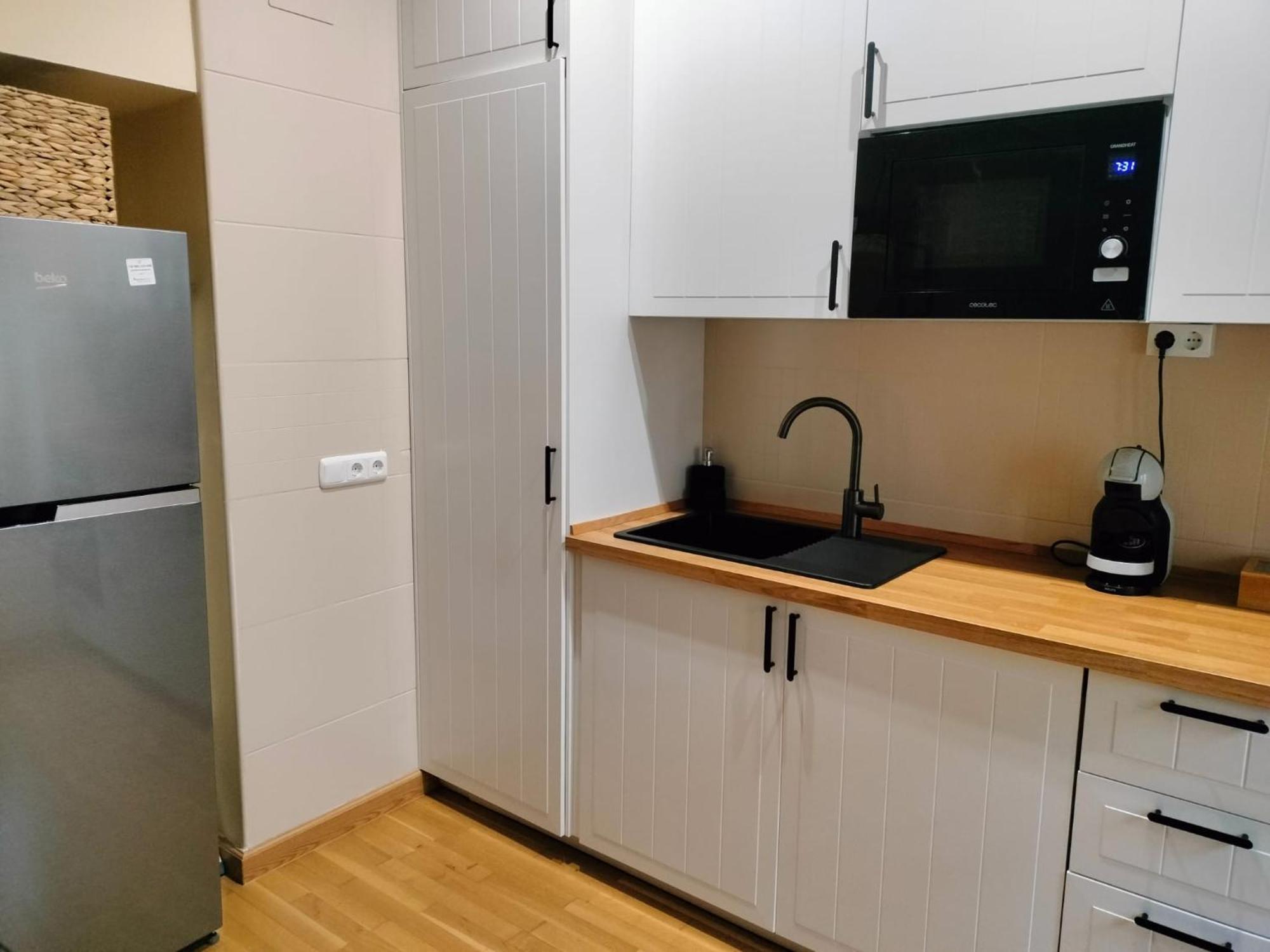 Apartamento Puerta De Cordoba- Exterior Con Balcones المظهر الخارجي الصورة